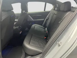 BMW i5 G60 M60 xDrive
