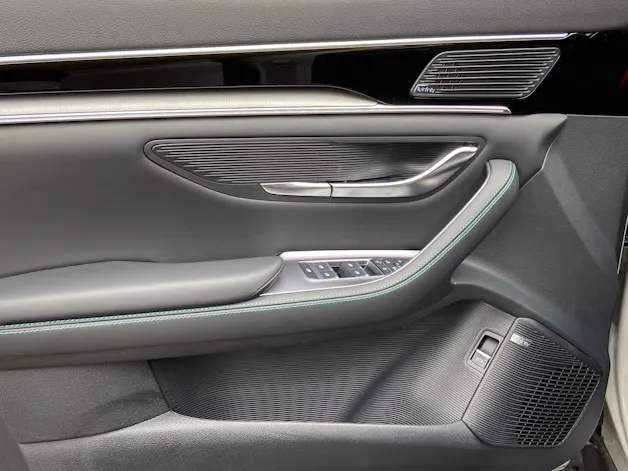 BYD Seal U DM-i Design AWD
