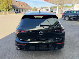 VW Golf 2.0 TSI R-Line DSG 4 Motion