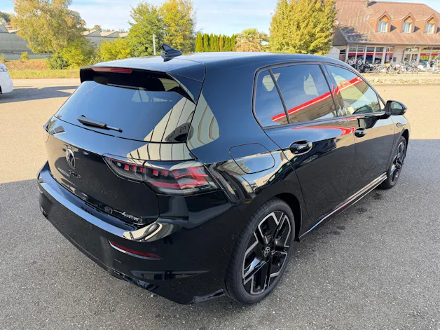 VW Golf 2.0 TSI R-Line DSG 4 Motion