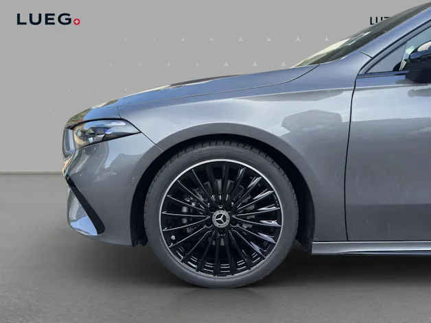 MERCEDES-BENZ A 200 Night Star 7G-DCT