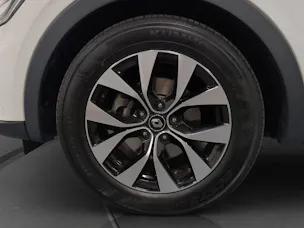 RENAULT Arkana 1.6 E-Tech Zen