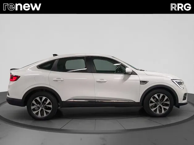 RENAULT Arkana 1.6 E-Tech Zen