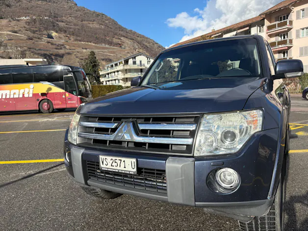 Mitsubishi Pajero 3.2 DI-D Intense Automatic
