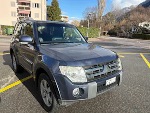 Mitsubishi Pajero 3.2 DI-D Intense Automatic