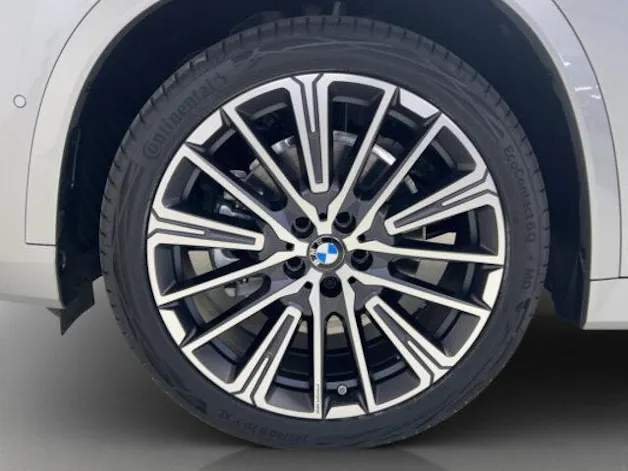 BMW X1 U11 20i sDrive paddles