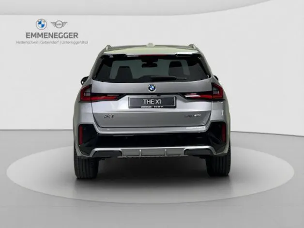 BMW X1 U11 20i sDrive paddles