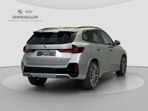 BMW X1 U11 20i sDrive paddles