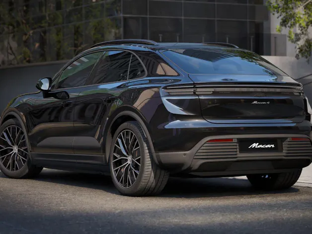 PORSCHE Macan 4
