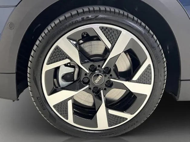 MINI F65 2.0i Cooper S