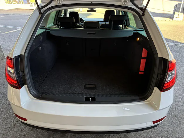 SKODA Octavia Combi 1.8 TSI Ambition 4x4 DSG