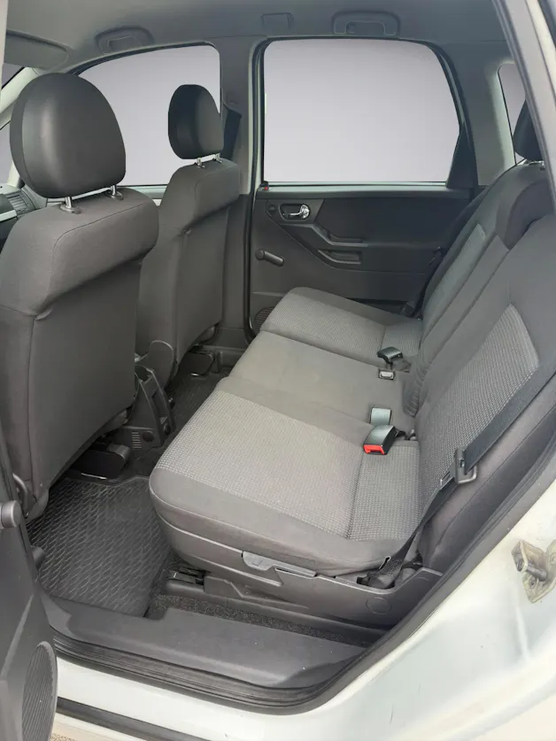 OPEL Meriva 1.6i-16 TP Edition Easytronic