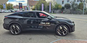 PEUGEOT 408 PHEV 225 BlackLion Helvetia