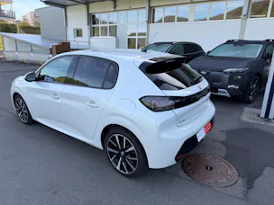 PEUGEOT 208 1.2 PureTech Allure