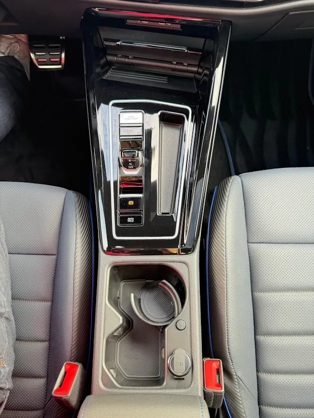 VW Golf 2.0 TSI R DSG 4 Motion