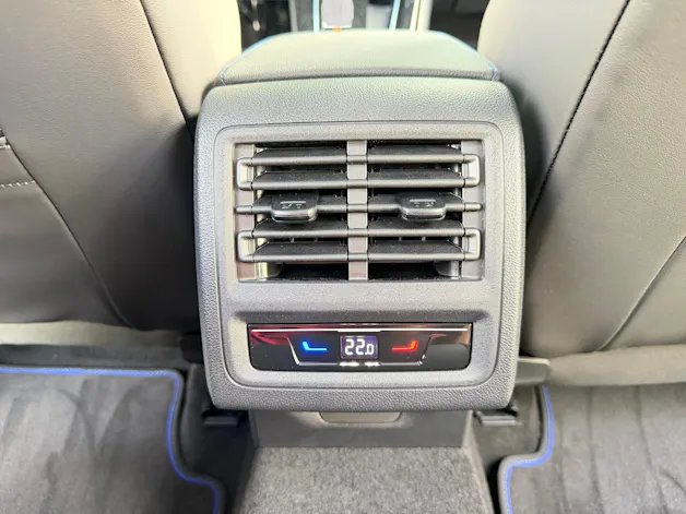 VW Golf 2.0 TSI R DSG 4 Motion