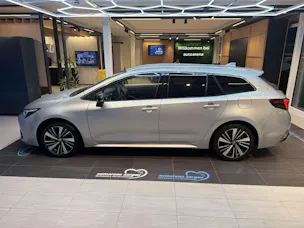 Toyota Corolla Touring Sports 2.0 HSD Teamplayer e-CVT Automat