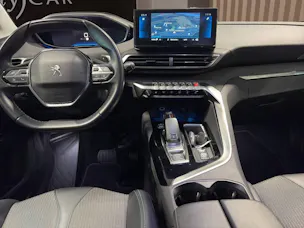 PEUGEOT 5008 1.2 Pure Tech Allure Pack EAT8