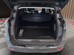 PEUGEOT 5008 1.2 Pure Tech Allure Pack EAT8
