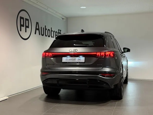 AUDI Q6 e-tron quattro