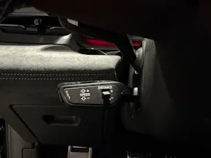AUDI Q6 e-tron quattro