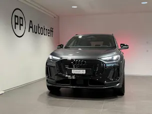 AUDI Q6 e-tron quattro