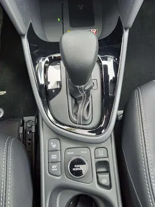 Toyota Yaris Cross 1.5 Premium AWDi e-CVT