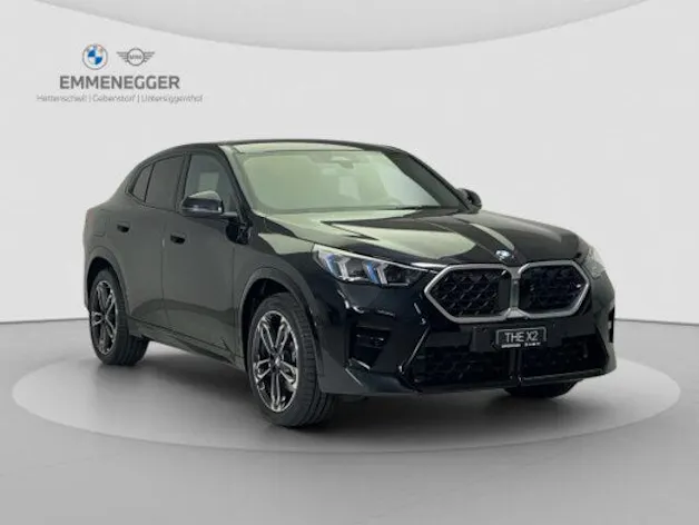 BMW X2 U10 20i sDrive paddles