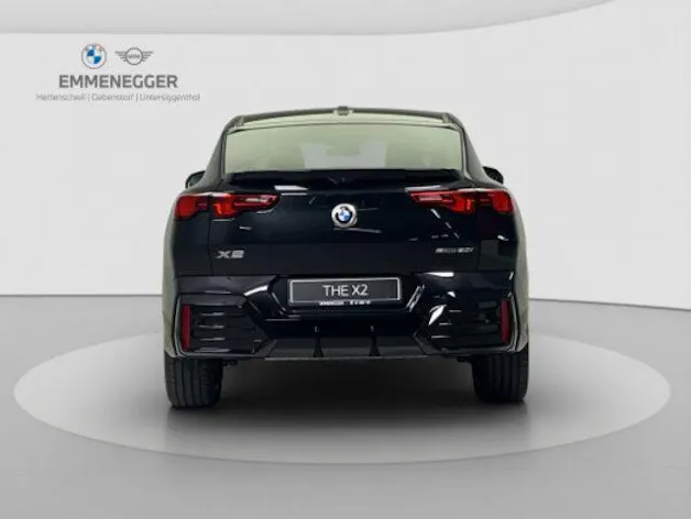 BMW X2 U10 20i sDrive paddles