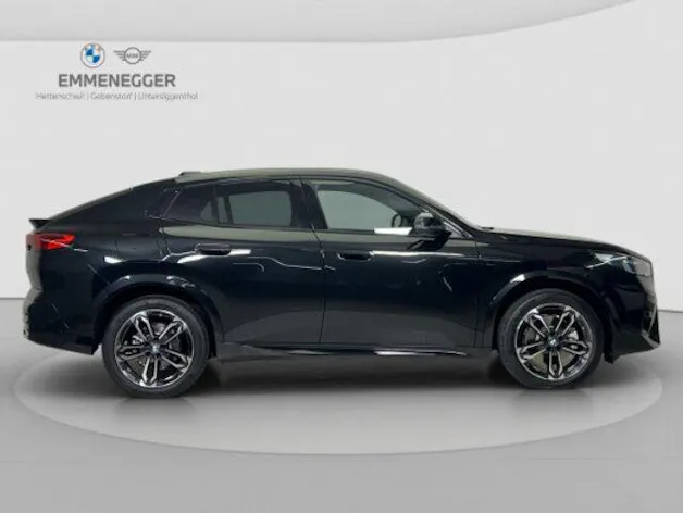 BMW X2 U10 20i sDrive paddles