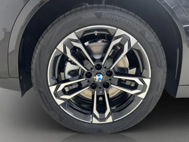 BMW X2 U10 20i sDrive paddles