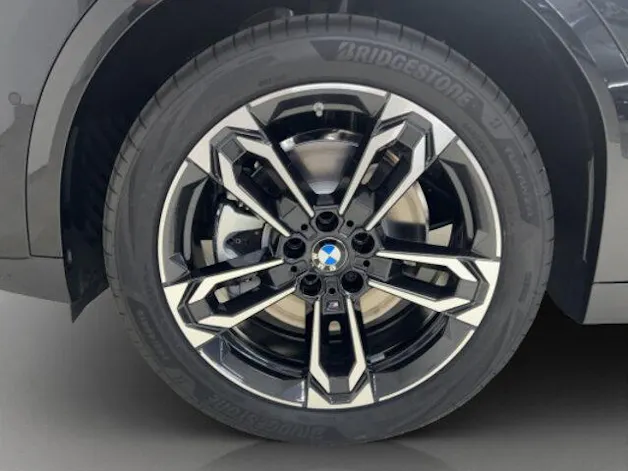 BMW X2 U10 20i sDrive paddles