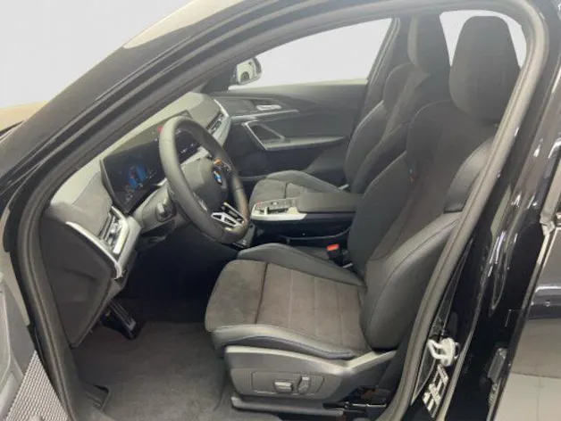 BMW X2 U10 20i sDrive paddles