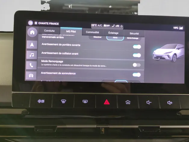 MG 4 EV 64kWh Luxury