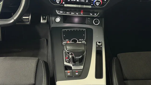 AUDI Q5 40 TDI sport quattro S-tronic