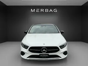 MERCEDES-BENZ A 200 Night Star 7G-DCT