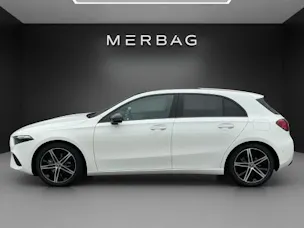 MERCEDES-BENZ A 200 Night Star 7G-DCT