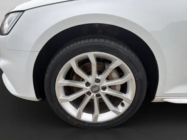 AUDI A4 Avant 2.0 TDI Sport qu