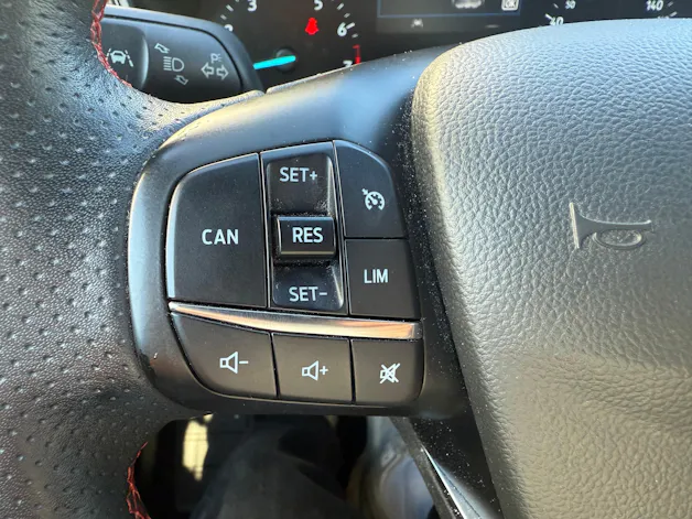FORD Focus Station Wagon 1.0i EcoB 125 ST-Line