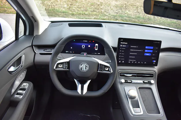 MG S6 EV 77kWh Luxury AWD