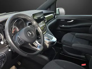 MERCEDES-BENZ EQV 300