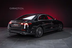 MERCEDES-BENZ E 220 d AMG Line / Hyperscreen / 360°Kamera / Burmester