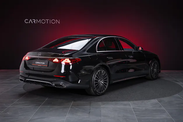 MERCEDES-BENZ E 220 d AMG Line / Hyperscreen / 360°Kamera / Burmester