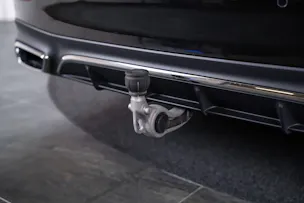 MERCEDES-BENZ E 220 d AMG Line / Hyperscreen / 360°Kamera / Burmester