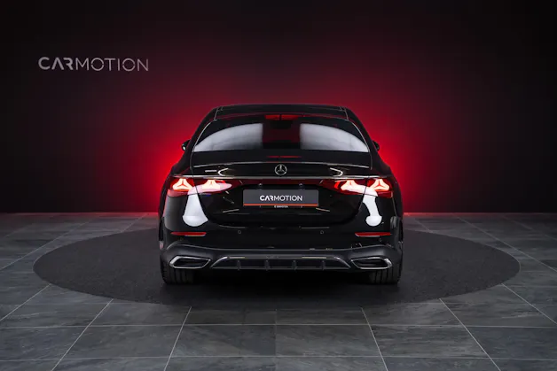 MERCEDES-BENZ E 220 d AMG Line / Hyperscreen / 360°Kamera / Burmester