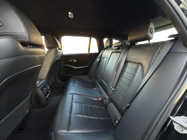 BMW 320d xDrive 48V Touring M Sport Steptronic * LASERLICHT * HEAD-UP DISPLAY * ELEKTRISCHE LEDERSITZE *