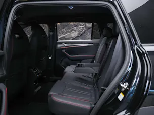 SKODA Kodiaq 2.0 TSI RS 4x4 *Werksgarantie*Head Up*Standheizung*Sitzbelüftung*