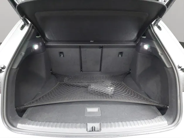 AUDI Q4 e-tron 50 quattro