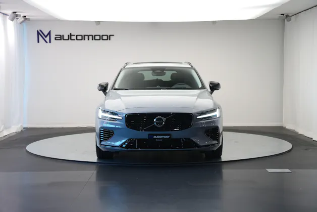 VOLVO V60 T8 eAWD Plug in Hybrid Ultra Dark Geartronic