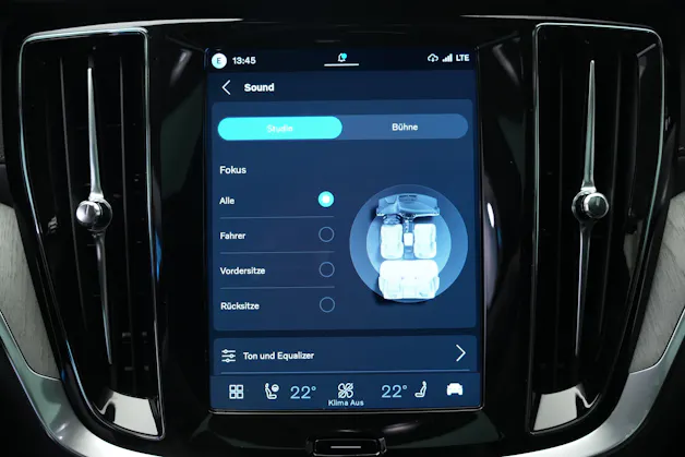 VOLVO V60 T8 eAWD Plug in Hybrid Ultra Dark Geartronic